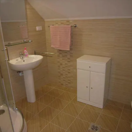 In - Balaton 19144 Apartament